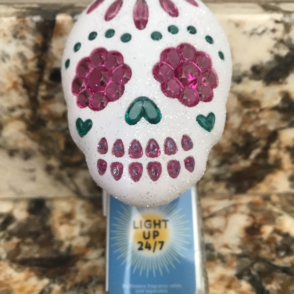 Sugar Skull Day of the Dead Halloween Wallflower Plug In Light Bath & Body Works